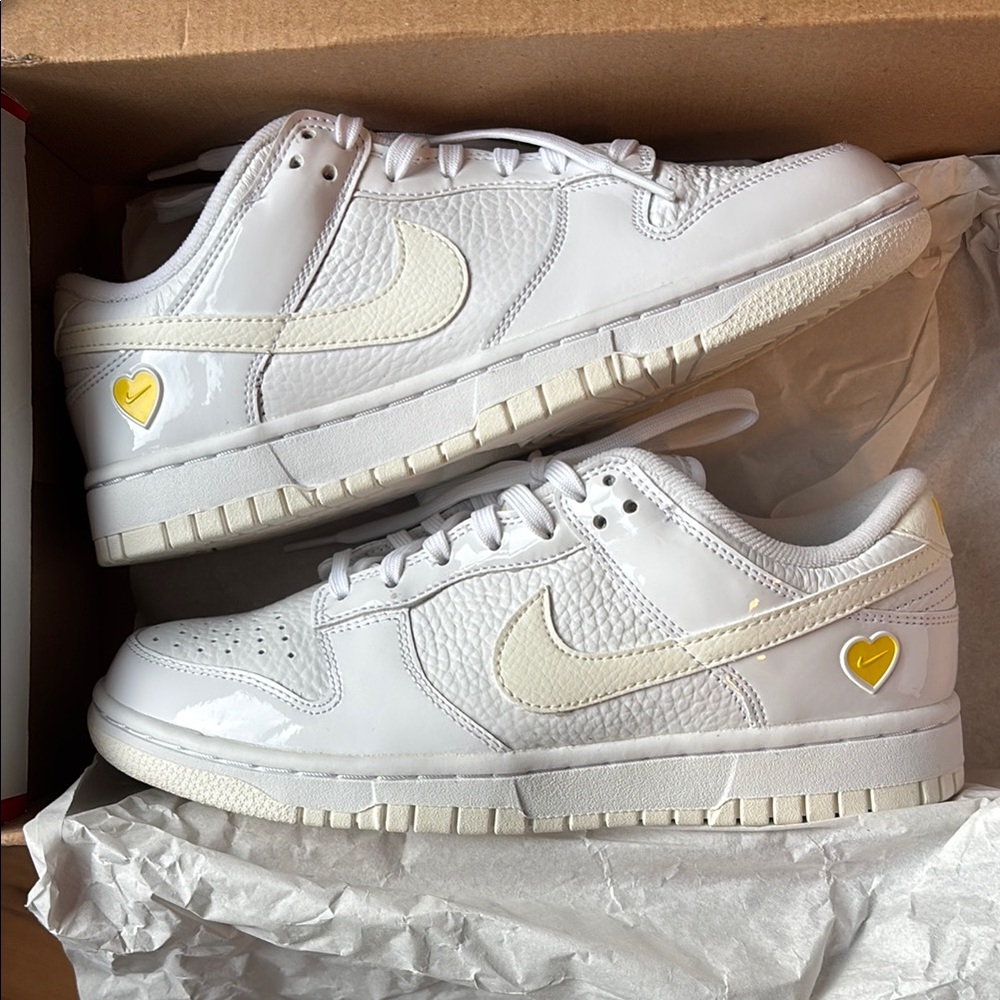 Women’s Nike Dunk Low White with Heart Detail (316)